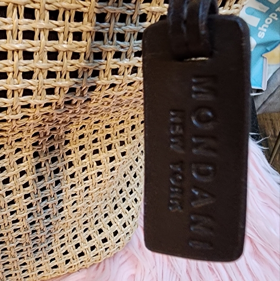 Mondani NY Rattan Style Bag - Picture 3 of 12